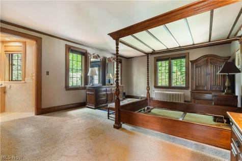2421 Brentwood Road NW Canton OH 44708
