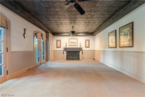 2421 Brentwood Road NW Canton OH 44708