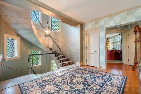 2421 Brentwood Road NW Canton OH 44708