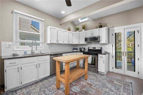 1567 Wyandotte Avenue Lakewood OH 44107