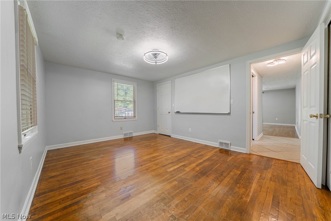 12335 Robson Road Grafton OH 44044