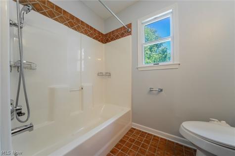 12335 Robson Road Grafton OH 44044