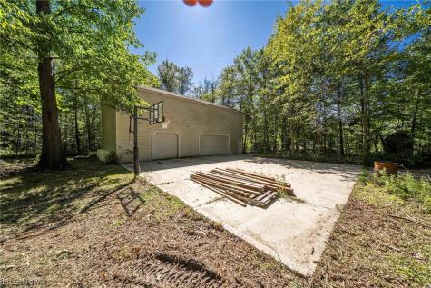 12335 Robson Road Grafton OH 44044