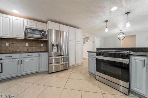 12335 Robson Road Grafton OH 44044