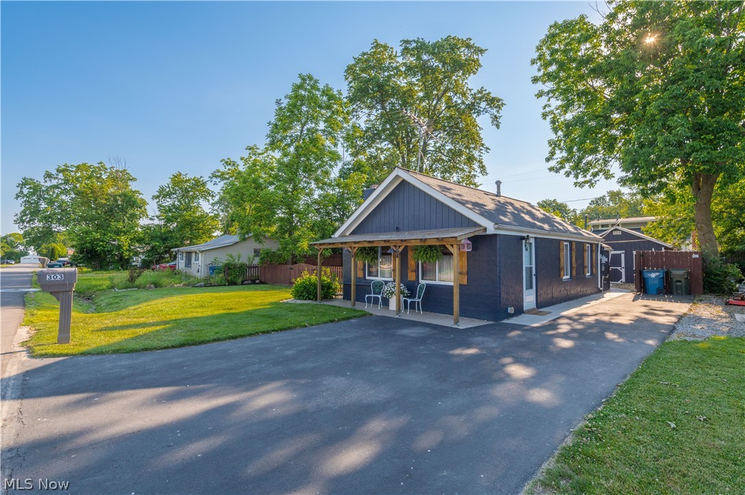 303 Roxboro Road Vermilion OH 44089