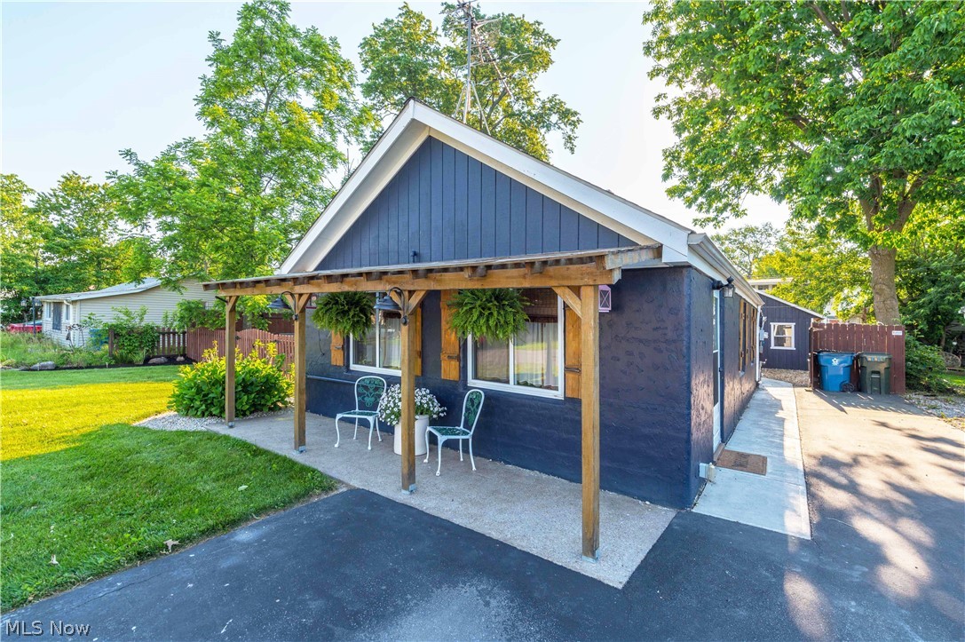 303 Roxboro Road Vermilion OH 44089