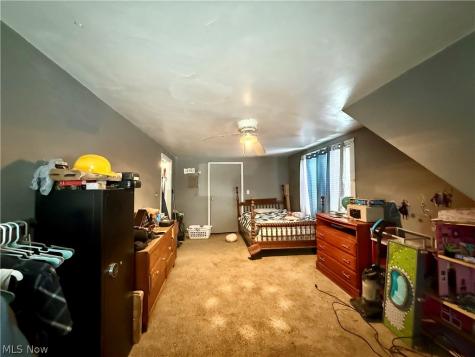 3322 Mccartney Road Youngstown OH 44505