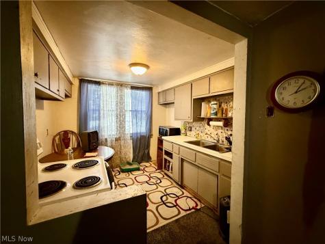 3322 Mccartney Road Youngstown OH 44505