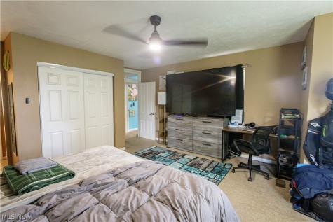 3438 Columbus Road NE Canton OH 44705