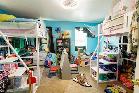3438 Columbus Road NE Canton OH 44705