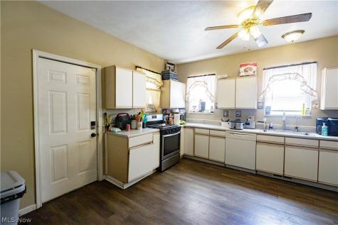3438 Columbus Road NE Canton OH 44705