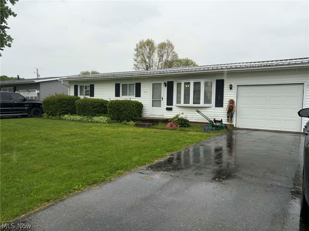 517 E 5th Street West Lafayette OH 43845