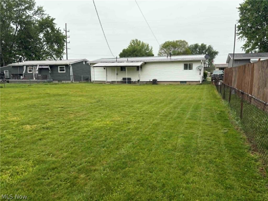 517 E 5th Street West Lafayette OH 43845