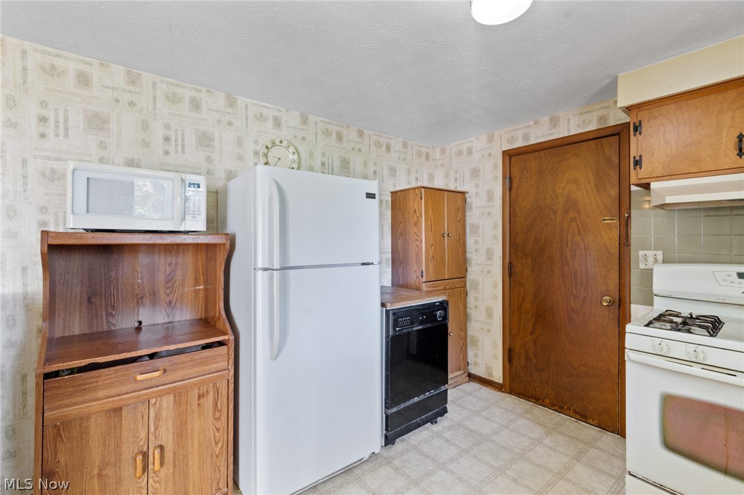2665 Lyndale Avenue NW Massillon OH 44647