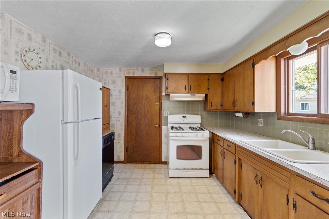 2665 Lyndale Avenue NW Massillon OH 44647