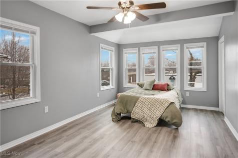 1438 W 116th Street Cleveland OH 44102