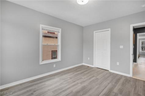 1438 W 116th Street Cleveland OH 44102