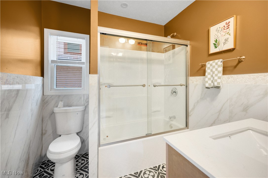 1438 W 116th Street Cleveland OH 44102