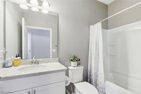 516 Cedar Crest Drive Elyria OH 44035
