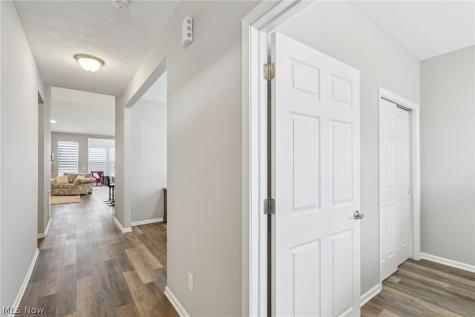 516 Cedar Crest Drive Elyria OH 44035