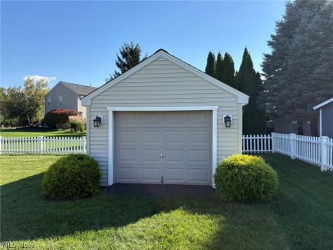 203 Rivers Edge Drive Amherst OH 44001