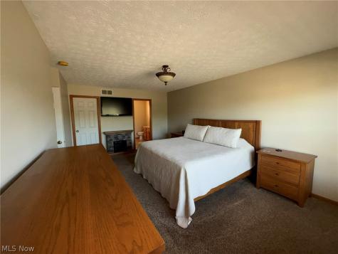 203 Rivers Edge Drive Amherst OH 44001