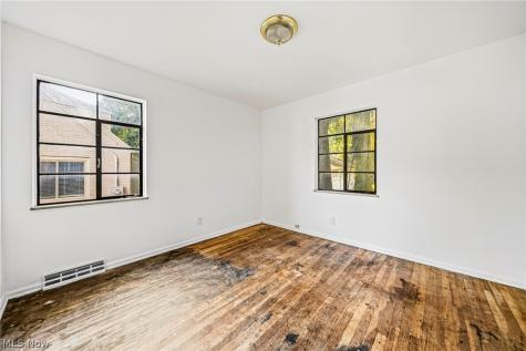 24015 Bruce Road Bay Village OH 44140