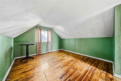 24015 Bruce Road Bay Village OH 44140