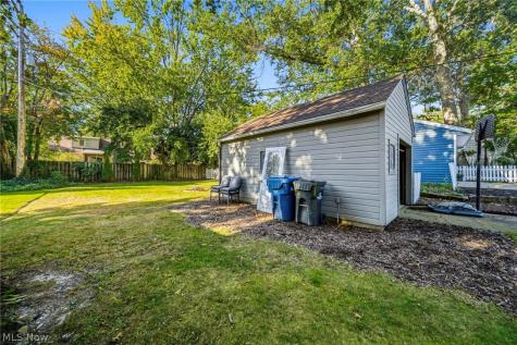 24015 Bruce Road Bay Village OH 44140