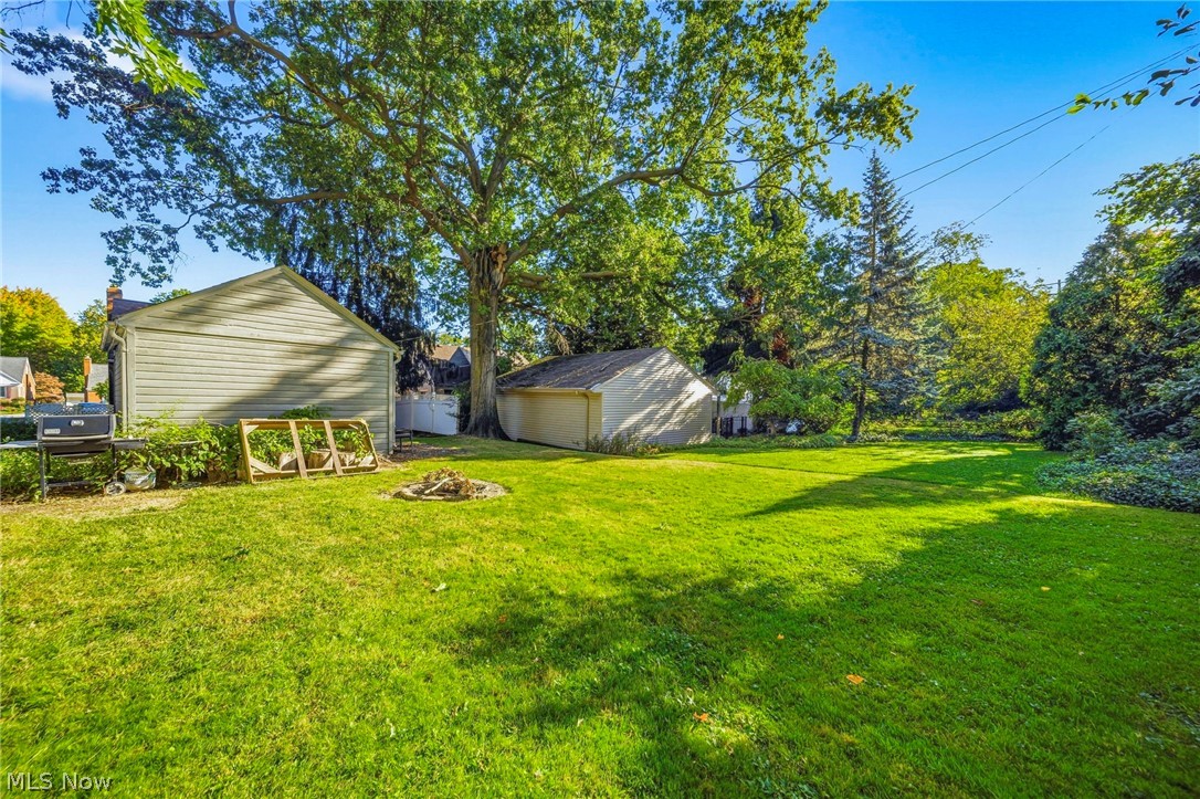 24015 Bruce Road Bay Village OH 44140