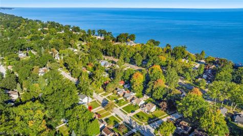24015 Bruce Road Bay Village OH 44140