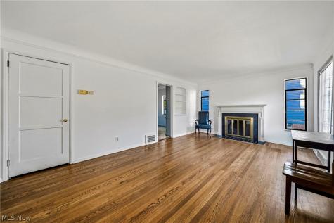 24015 Bruce Road Bay Village OH 44140