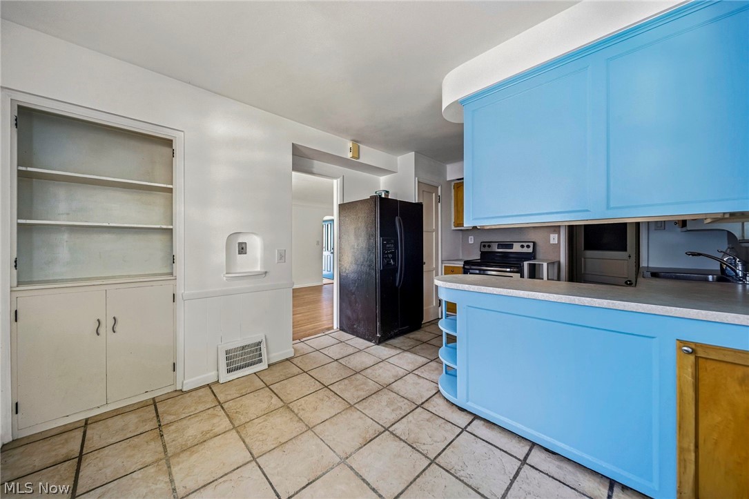 24015 Bruce Road Bay Village OH 44140