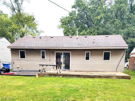 14315 Viola Avenue Cleveland OH 44111