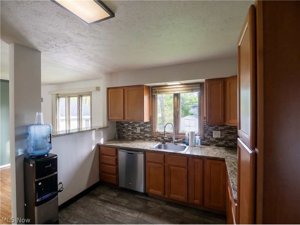 4633 Whitehall Drive South Euclid OH 44121
