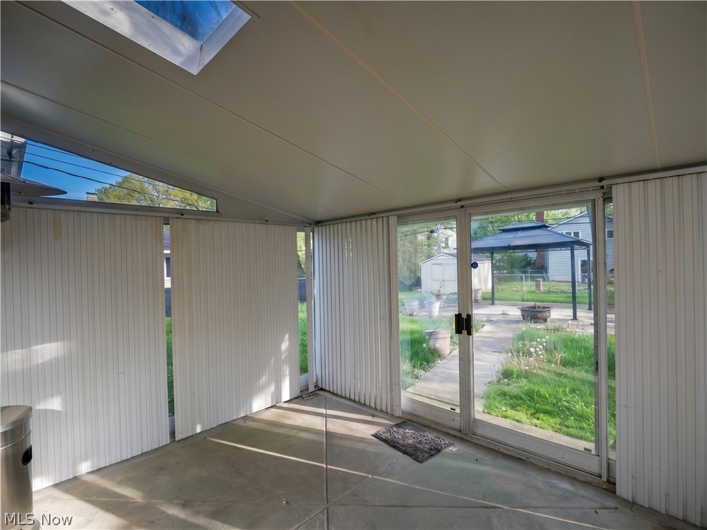 4633 Whitehall Drive South Euclid OH 44121