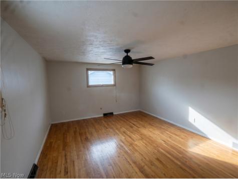 4633 Whitehall Drive South Euclid OH 44121