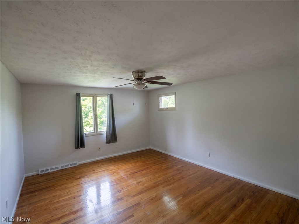 4633 Whitehall Drive South Euclid OH 44121