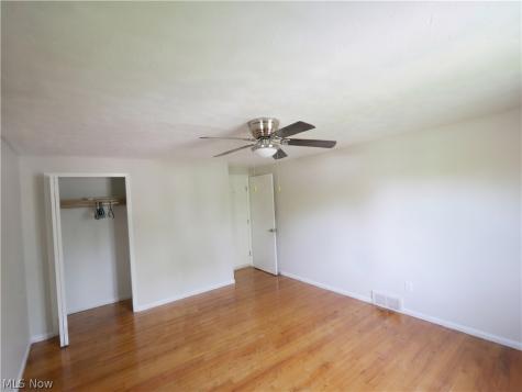 4633 Whitehall Drive South Euclid OH 44121