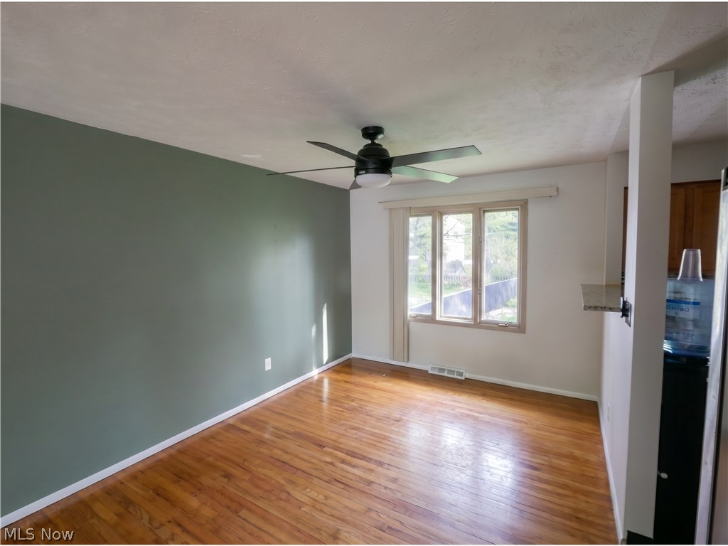 4633 Whitehall Drive South Euclid OH 44121