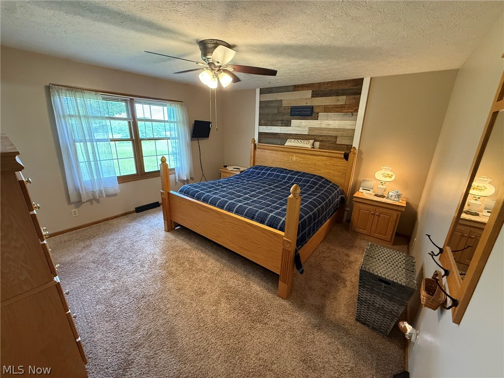 2741 Tabor Ridge Road NE Mineral City OH 44656