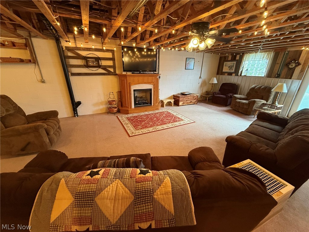 2741 Tabor Ridge Road NE Mineral City OH 44656