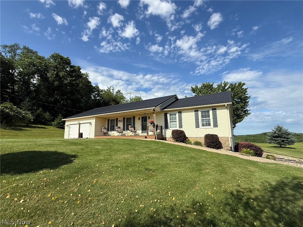 2741 Tabor Ridge Road NE Mineral City OH 44656