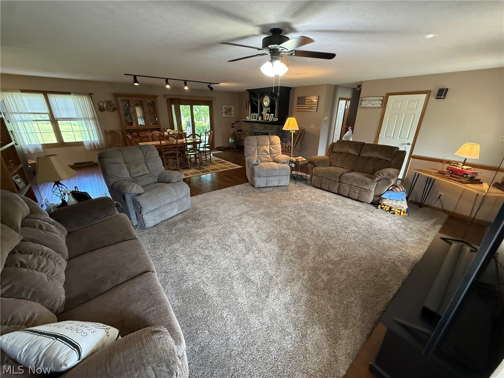 2741 Tabor Ridge Road NE Mineral City OH 44656