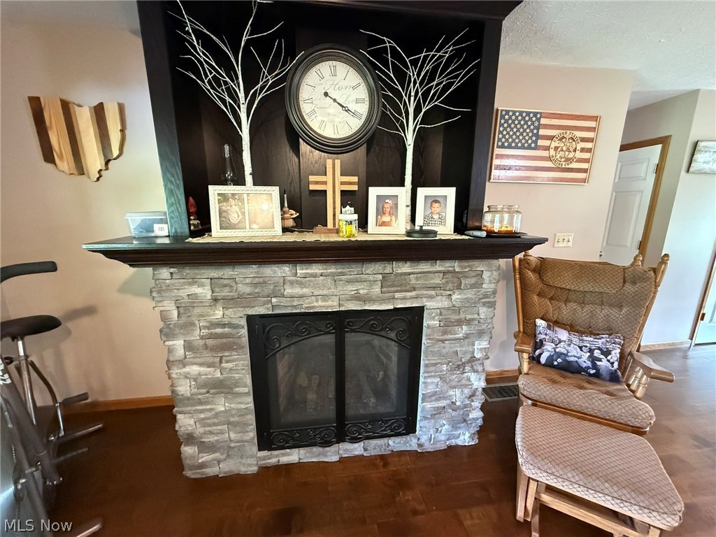 2741 Tabor Ridge Road NE Mineral City OH 44656
