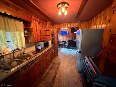 917 21st Street NE Canton OH 44714