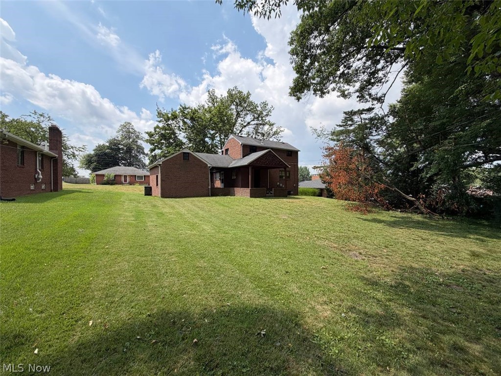 917 21st Street NE Canton OH 44714