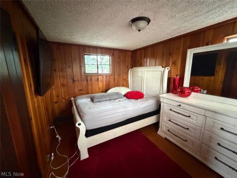 917 21st Street NE Canton OH 44714