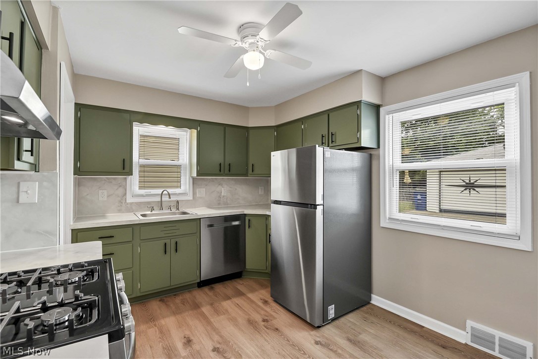 6207 Delora Avenue Brooklyn OH 44144