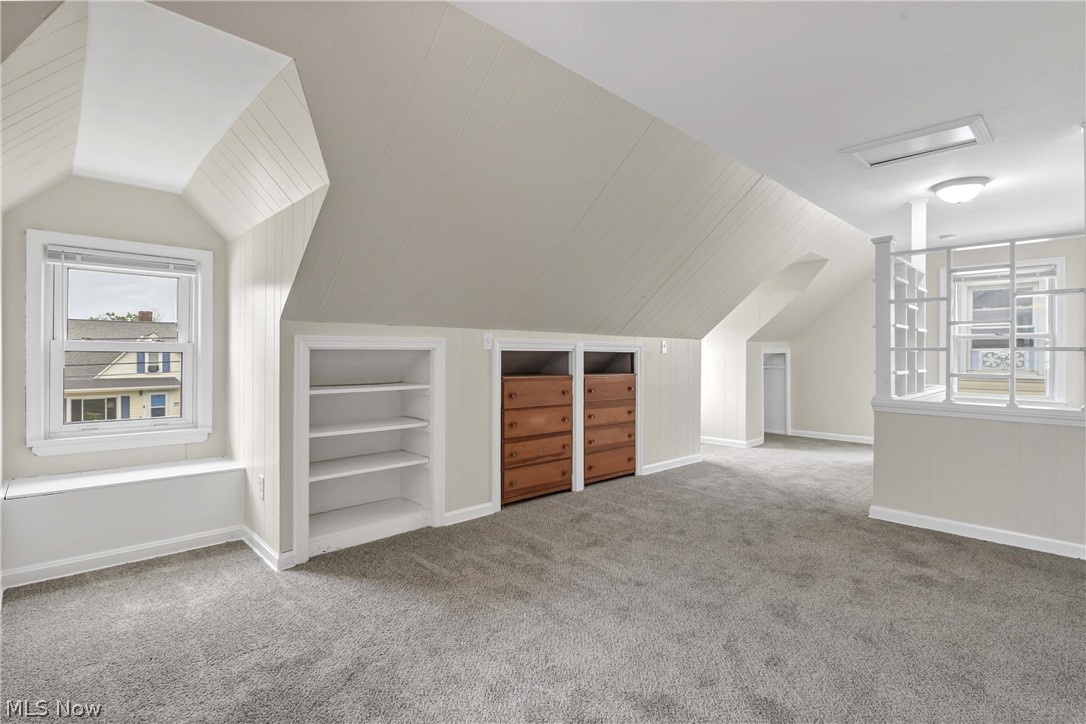 6207 Delora Avenue Brooklyn OH 44144